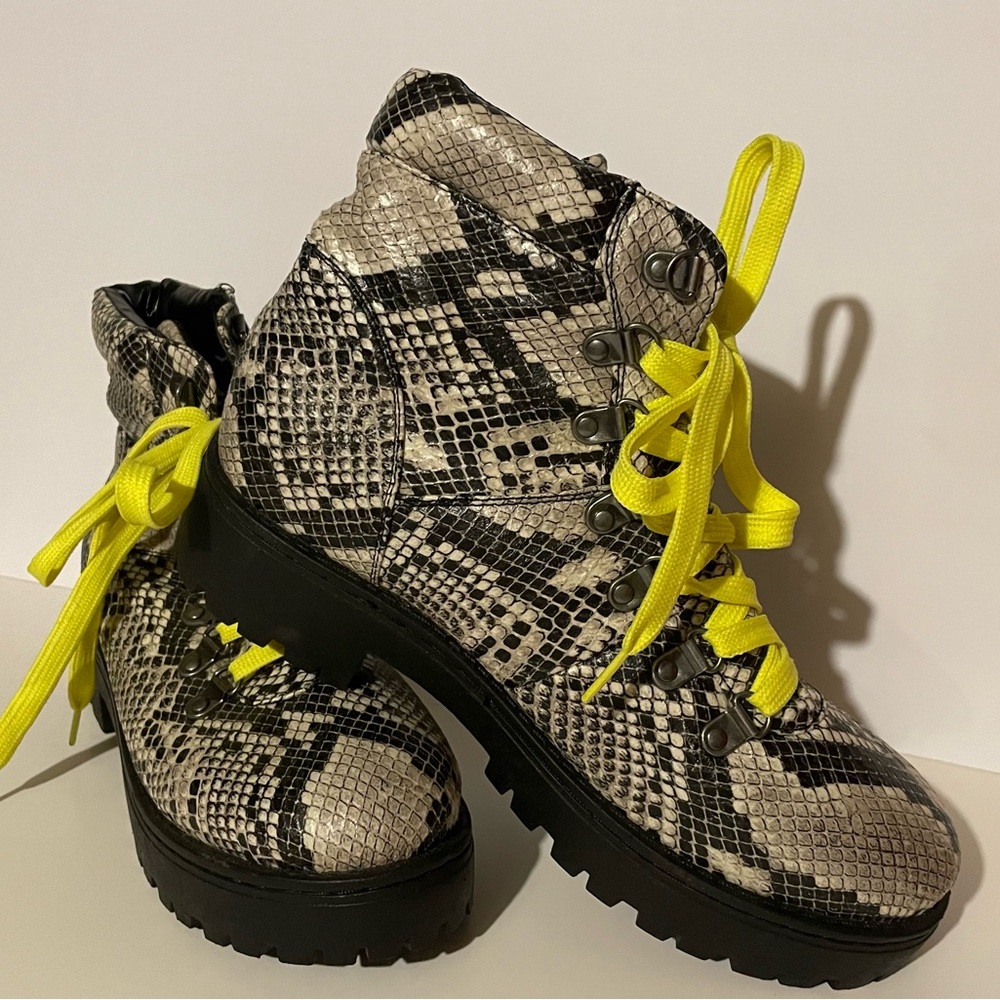 Snakeskin Print Wildone Combat Boots by Bamboo Size 7.5
